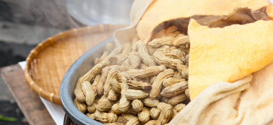 how long to boil peanuts