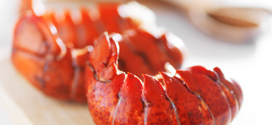 how long to boil lobster tails