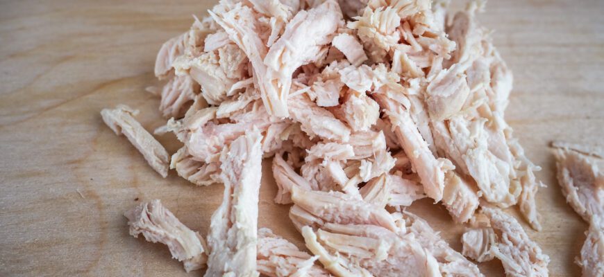 how long to boil chicken to shred