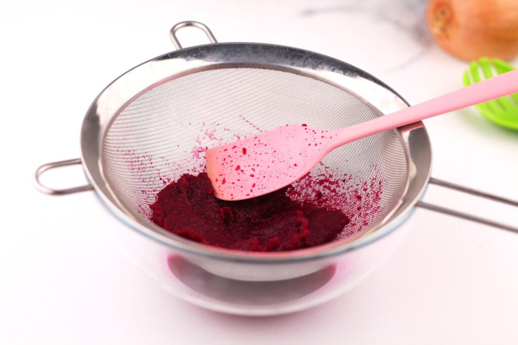 juice from a peeled beetroot